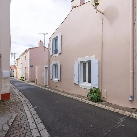 Holiday home La Chaume - Charmante Maison A 1km De La Plage Les Sables-d'Olonne